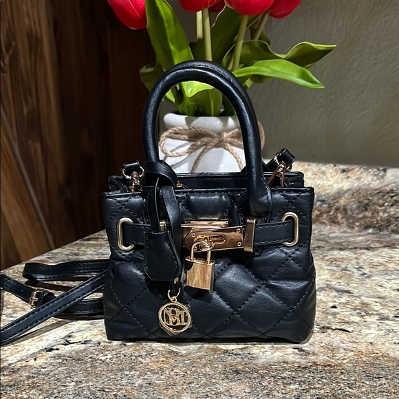 Badgley Mischka Handbags - Badgley Mischka NWT Black Quilted Handbag